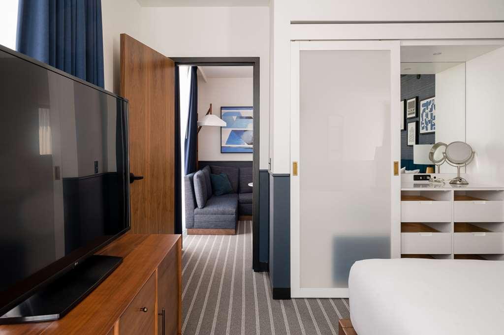 Cambria Hotel Boston Somerville Δωμάτιο φωτογραφία